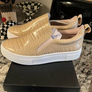 Lulus Brand New with Box Nude Croc embellished slip on sneakers size 9